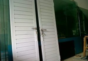 harga-pintu-spandrel-aluminium-300×225-1-300×225